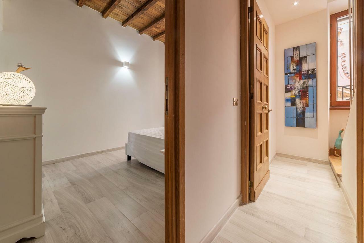 Vittoria Palace Spanish Steps Рим Екстер'єр фото